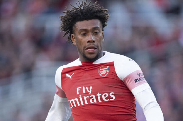 Alex Iwobi in action for Arsenal.