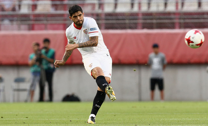 Ever Banega in action for Sevilla