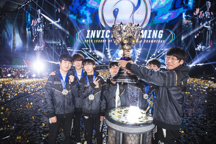 Invictus Gaming win the League of Legends World Cup