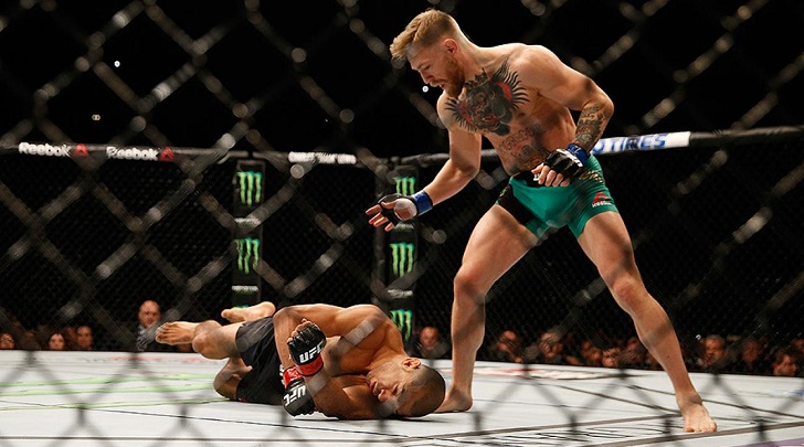 Conor McGregor becomes the featherweight champion